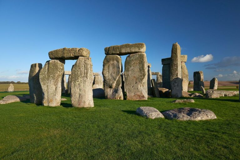 stonehenge 521905633